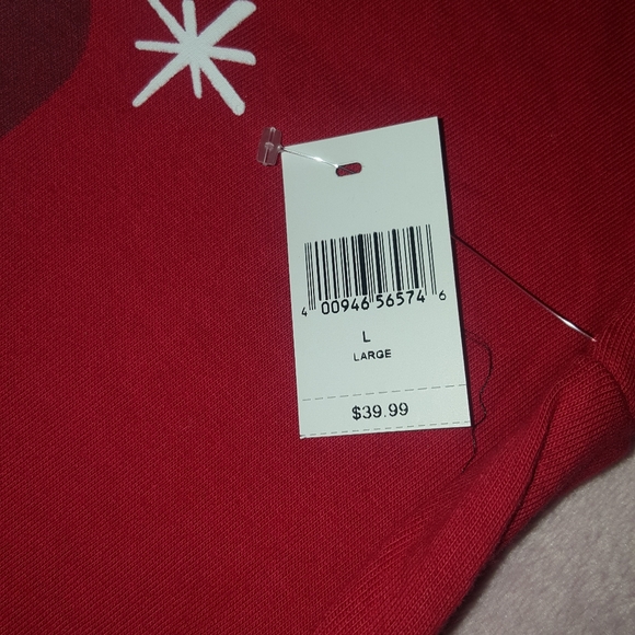 2021 Disney Merriest nights  cotyon long sleeve shirt - Picture 5 of 10